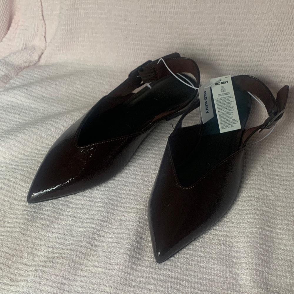 Old Navy Women's Pointed Slingback Flats in Deep Brown Patent